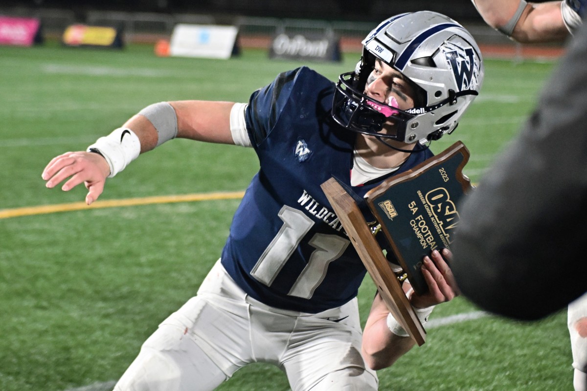a Wilsonville Mountain View 5A Oregon football final November 24 2023 Leon Neuschwander 91